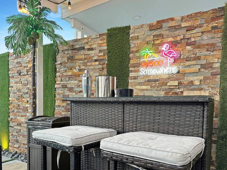 Luna Sky! BAR/BBQ/DECOR/new! Sleep&go Key Largo Homestead Exterior foto